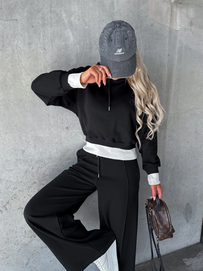Compleu casual dama Alice cu gluga Confort si stil