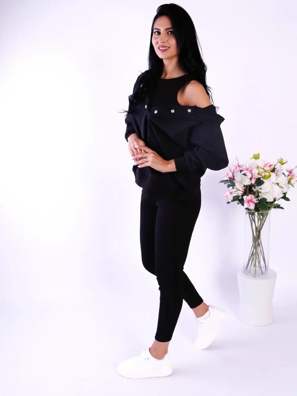 Compleu damă 3 piese negru – Bluza cu gluga , top și pantaloni drepți