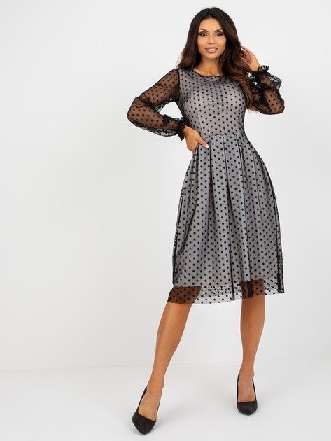 Rochie midi elegantă din dantelă – feminină și stilată