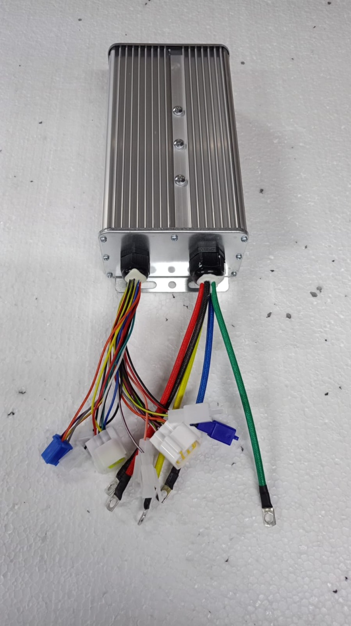 triciclu cu motor pe benzină Controler VT5 model 2023-Unitate electronica de control motor Triciclu electric VT5 (2023)