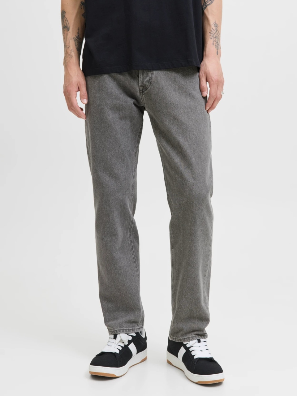 Jack & Jones Blugi barbati CHRIS, talie inalta, croiala Relaxed fit, Gri (SELECTATI MARIMEA: 31, SELECTATI LUNGIMEA: 32)