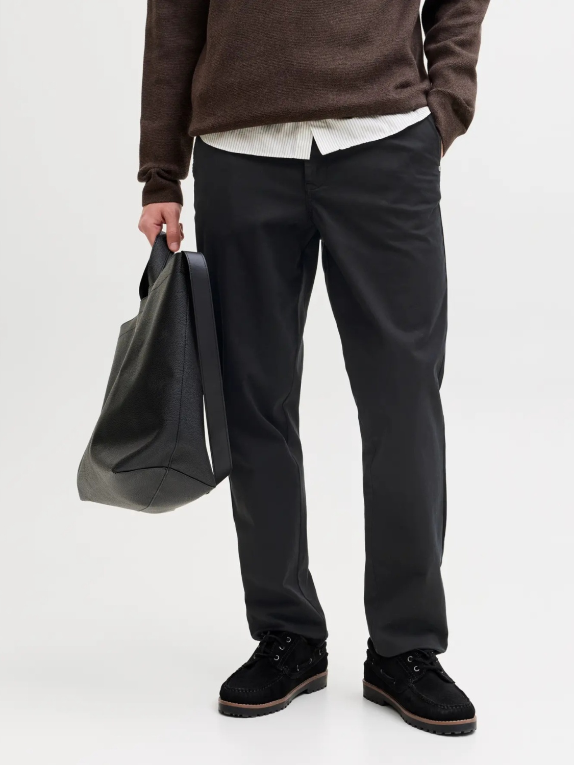 Jack & Jones, Pantaloni chino barbati, cu talie medie, Regular Fit, Jpstollie, Negru (SELECTATI MARIMEA: 33, SELECTATI LUNGIMEA: 32)