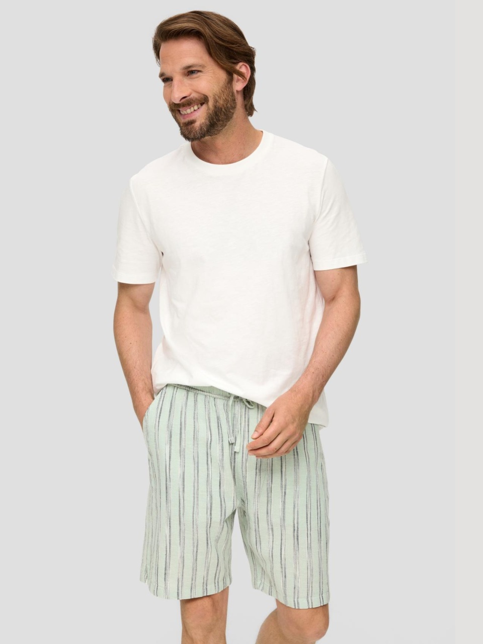 s.Oliver pantaloni scurti barbati din amestec de bumbac si in, imprimeu in dungi, Verde menta (SELECTATI MARIMEA: L)