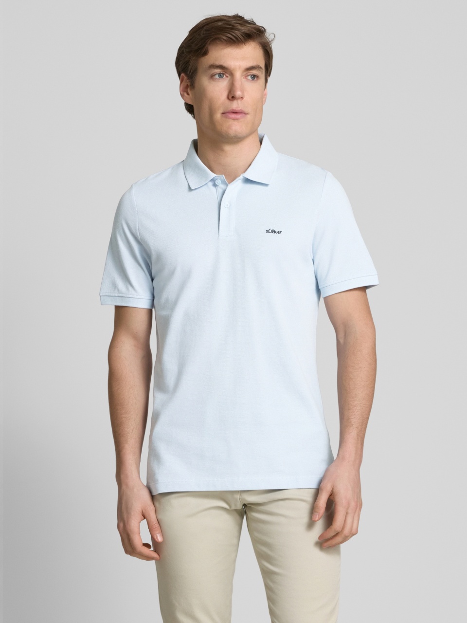 s.Oliver Tricou polo barbati, din 100% bumbac, cu logo, Albastru pastel (SELECTATI MARIMEA: XL)