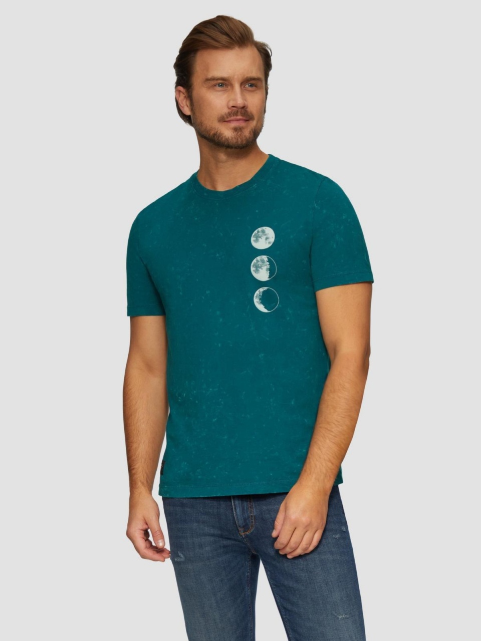Tricou barbati cu decolteu la baza gatului si imprimeu cu fazele luni, Turcoaz (SELECTATI MARIMEA: M)