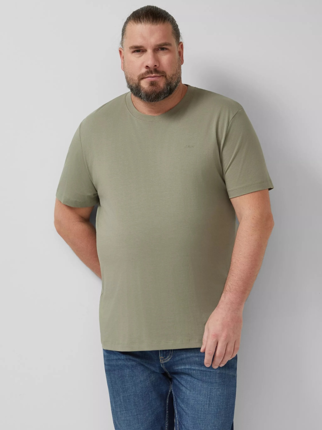 s.Oliver Big Sizes Tricou barbati big sizes, din bumbac, cu decolteu la baza gatului, Olive (SELECTATI MARIMEA: 6XL)