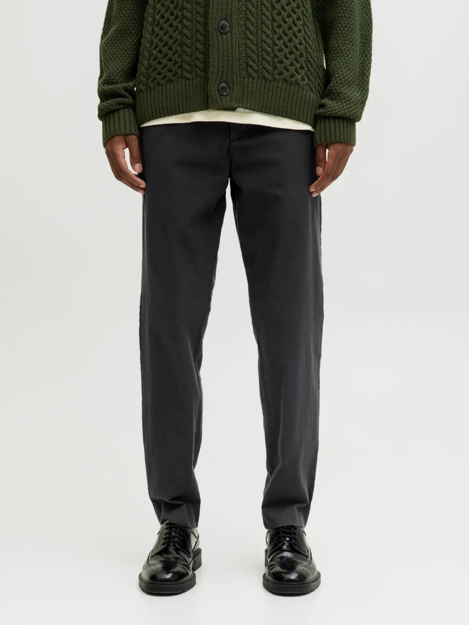 Jack & Jones, Pantaloni chino barbati, Kenso, casual, cu talie medie si croiala Conica, Negru (SELECTATI MARIMEA: L)