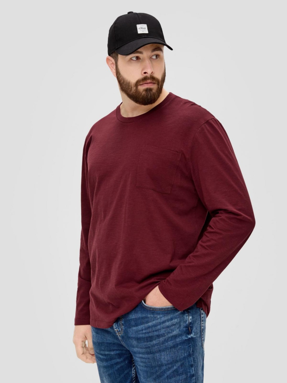 Tricou barbati big size cu maneca lunga, decolteu la baza gatului si buzunar pe piept, Visiniu (SELECTATI MARIMEA: 2XL)