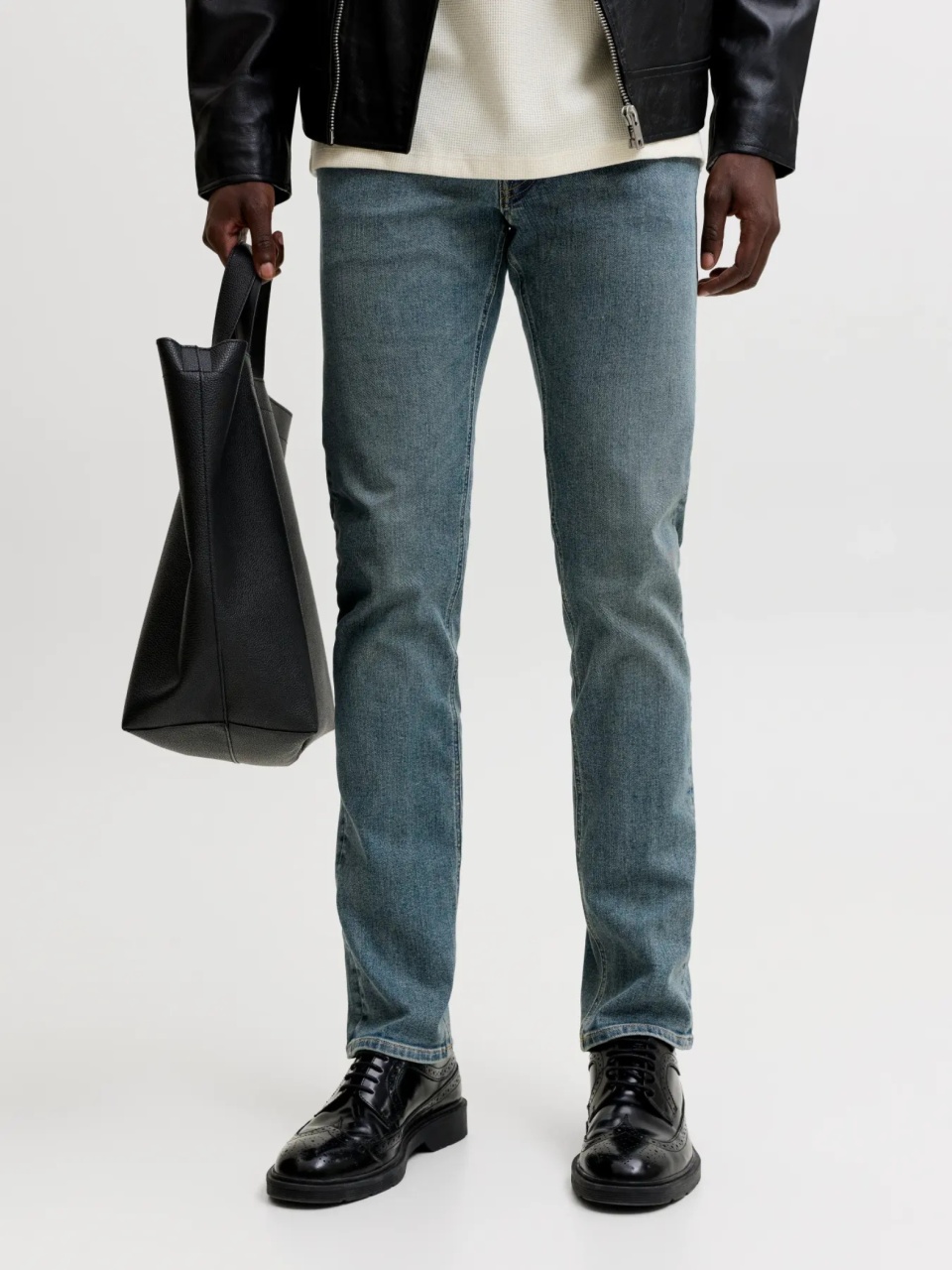 Jack & Jones Blugi barbati GLENN, cu talie joasa si croiala Slim fit, Albastru inchis (SELECTATI MARIMEA: 29, SELECTATI LUNGIMEA: 34)