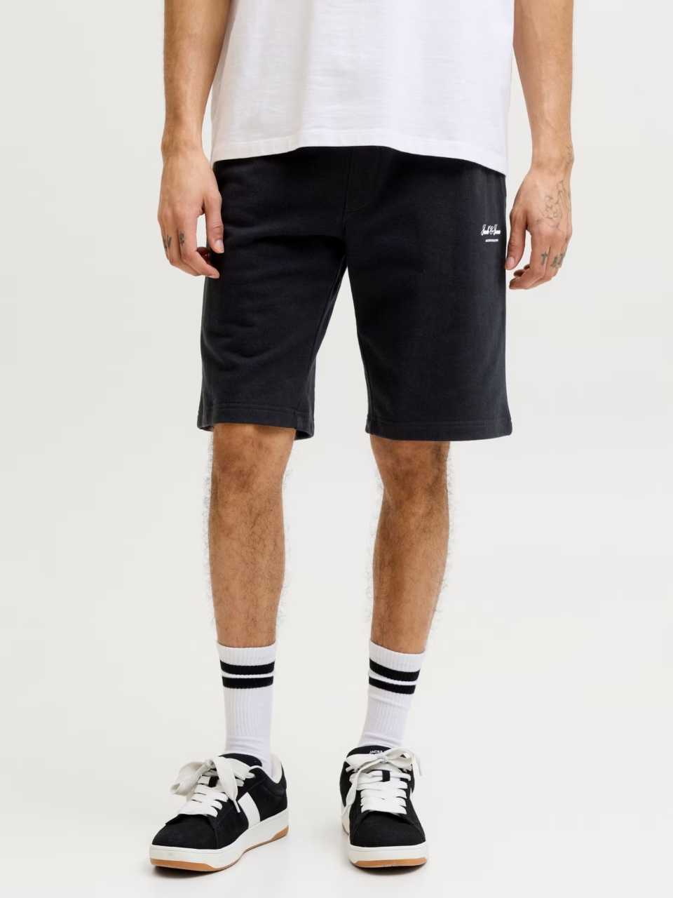Jack & Jones Pantaloni scurti de trening barbati, talie medie, Regular fit, Negru (SELECTATI MARIMEA: M)