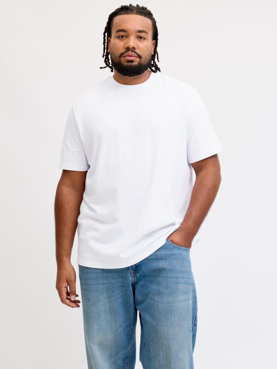 Jack & Jones Plus Tricou simplu, barbati big sizes, din bumbac organic, Relaxed Fit, Alb (SELECTATI MARIMEA: 4XL)