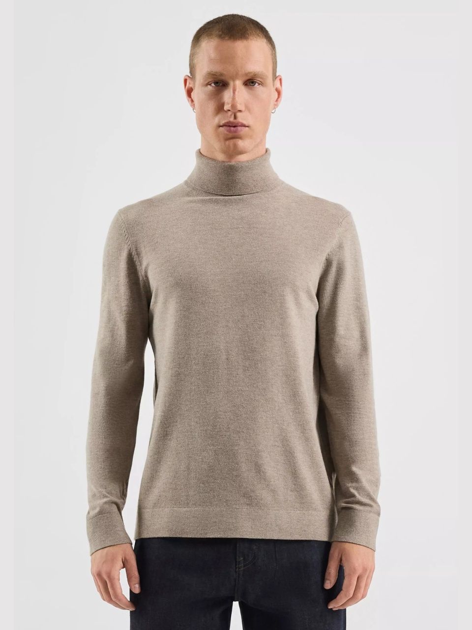 Q/S by s.Oliver Pulover tricotat barbati, cu guler inalt, croiala Regular fit, Maro (SELECTATI MARIMEA: 2XL)