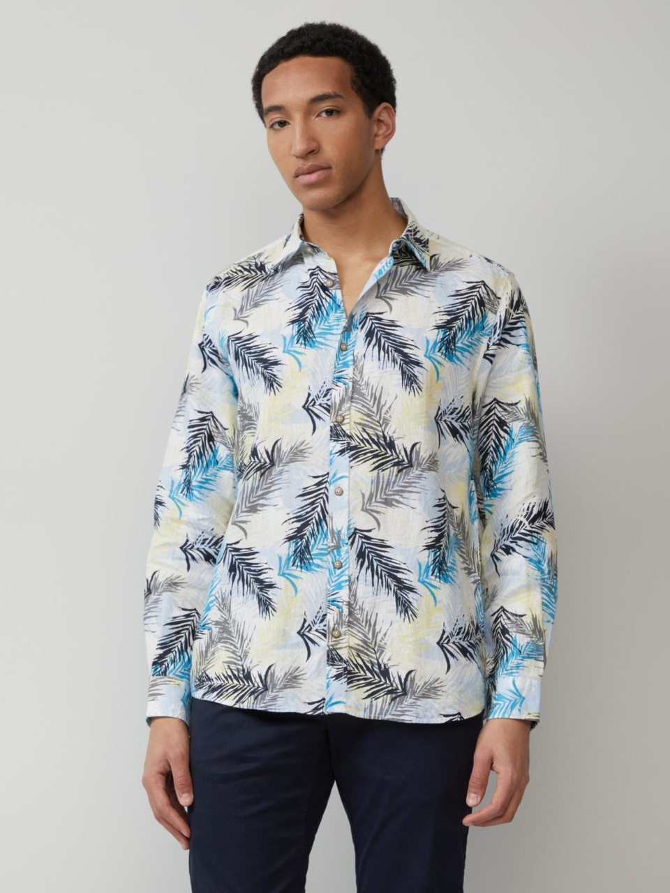 s.Oliver BLACK LABEL Camasa barbati din in cu imprimeu floral si croiala Regular Fit, Alb (SELECTATI MARIMEA: L)