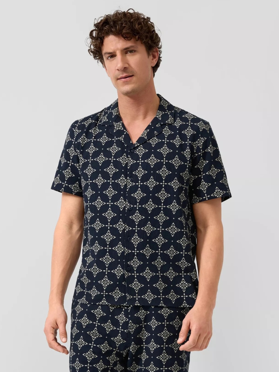 s.Oliver Camasa cu maneca scurta barbati, din bumbac, cu imprimeu, Resort fit, Bleumarin inchis (SELECTATI MARIMEA: S)