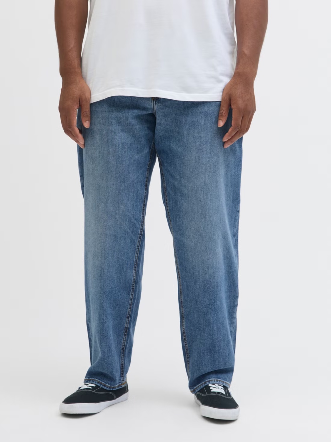 Jack & Jones Plus Blugi Mike, barbati big sizes, cu talie joasa si croiala Comfort Fit, Abastru deschis (SELECTATI MARIMEA: 46, SELECTATI LUNGIMEA: