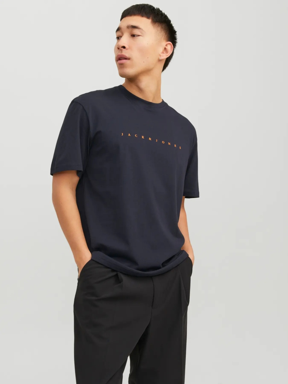 Jack & Jones Tricou barbati JJESTAR JJ TEE SS, cu textul Jack & Jones, Relaxed Fit, Bleumarin inchis (SELECTATI MARIMEA: S)
