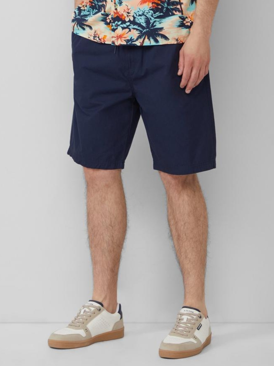 s.Oliver Pantaloni scurti barbati chino, Detroit, cu talie medie, Regular Fit, Bleumarin (SELECTATI MARIMEA: 31)