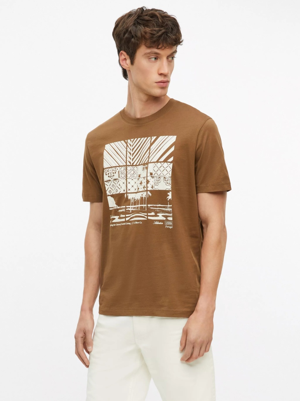 s.Oliver Tricou barbati, din bumbac, cu imprimeu frontal, Maro (SELECTATI MARIMEA: L)