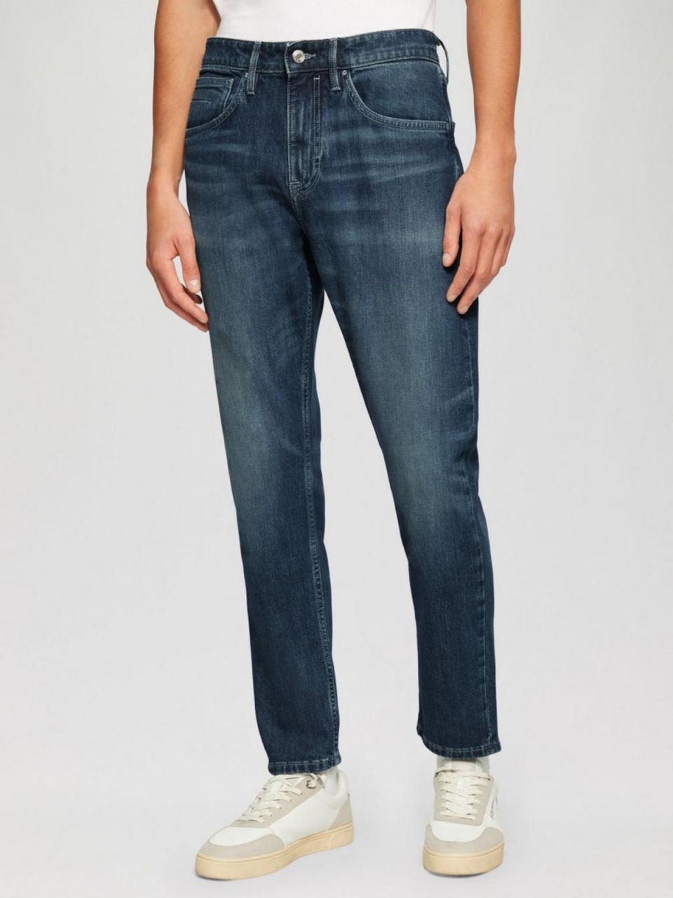 Blugi Mauro, cu talie inalta, croiala Regular Fit, Tapered leg, Albastru inchis (SELECTATI MARIMEA: 32, SELECTATI LUNGIMEA: 32)