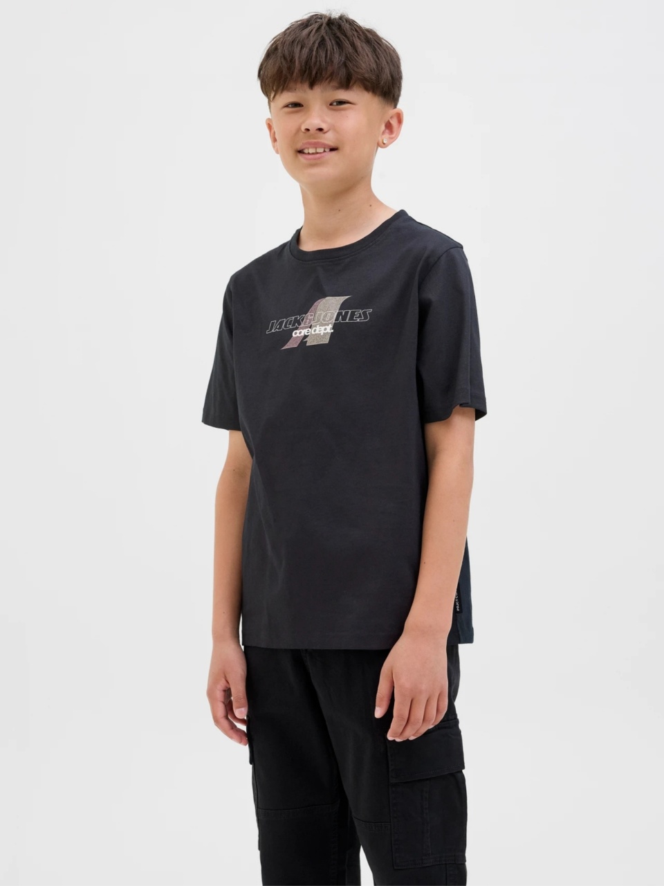 Jack & Jones Tricou baieti cu decolteu la baza gatului si imprimeu cu logo, Negru (SELECTATI MARIMEA: 152 cm)