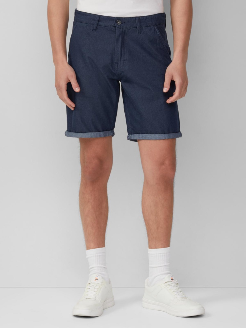Q/S by s.Oliver Pantaloni scurti barbati chino, Jhon cu croiala Regular fit si talie medie, Indigo (SELECTATI MARIMEA: 33)