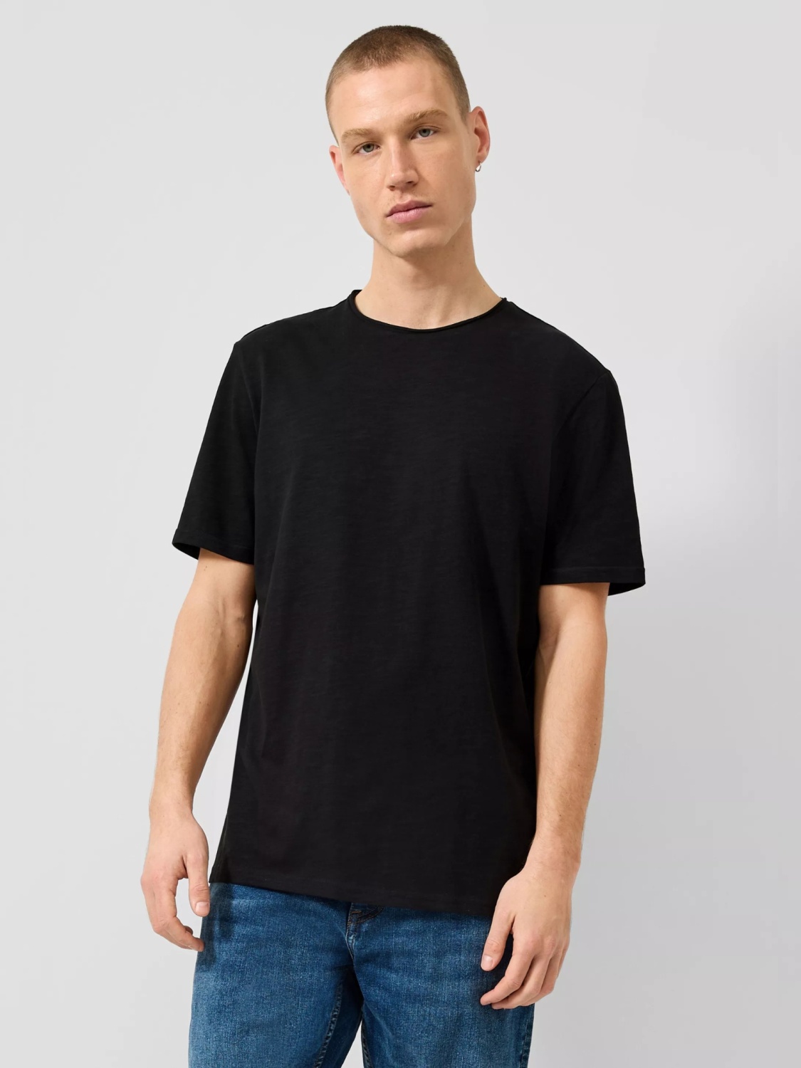 Q/S by s.Oliver Tricou barbati cu maneca scurta, din jerseu de bumbac, Regular fit, Negru (SELECTATI MARIMEA: 2XL)