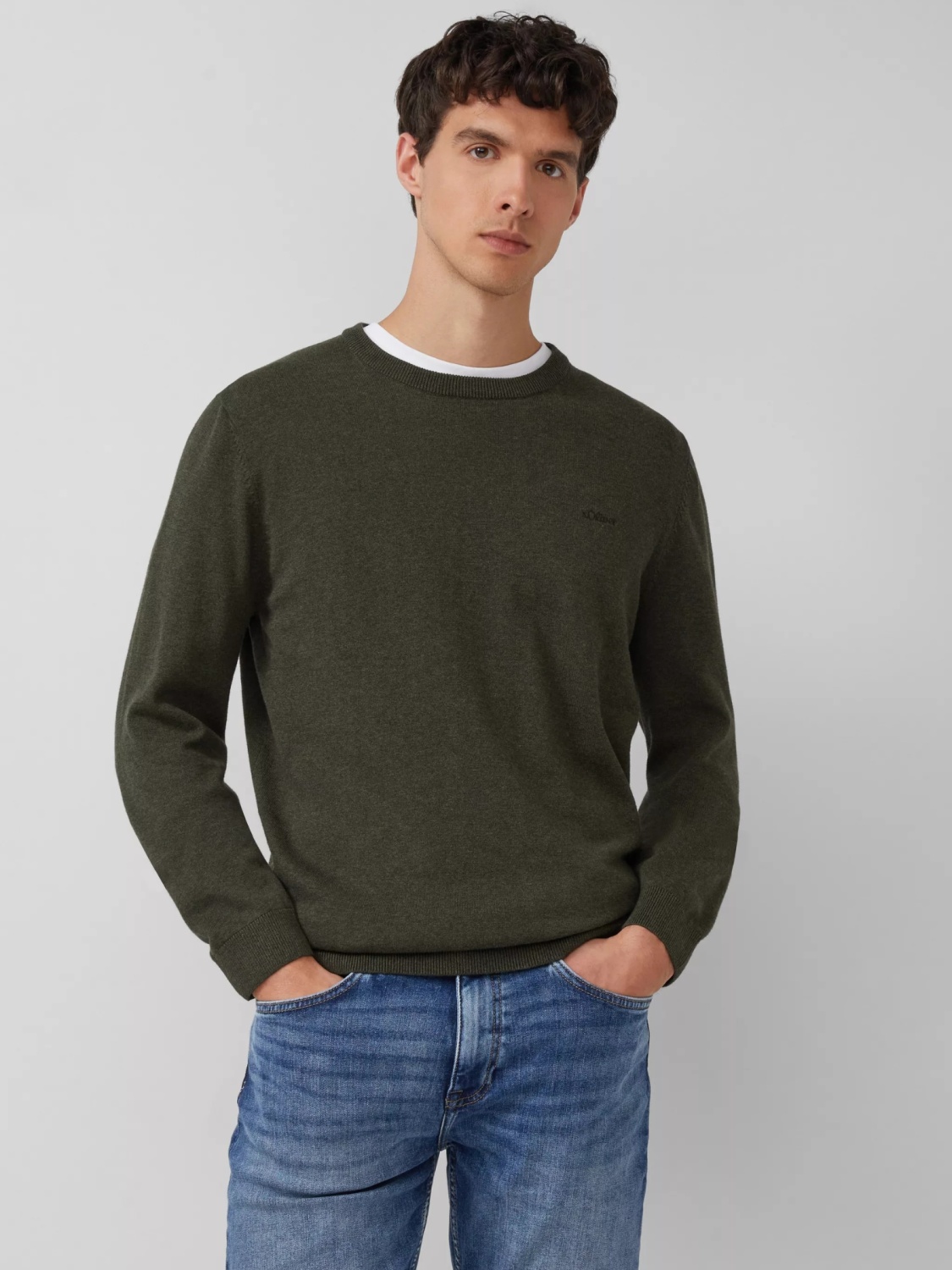 s.Oliver Pulover barbati cu decolteu la baza gatului, din bumbac, Regular fit, Verde masliniu (SELECTATI MARIMEA: 2XL)