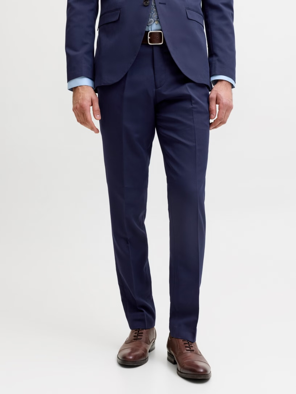 Jack & Jones Pantaloni costum barbati, JPRFRANCO, cu croiala Super Slim fit, Bleumarin inchis (SELECTATI MARIMEA: 46)
