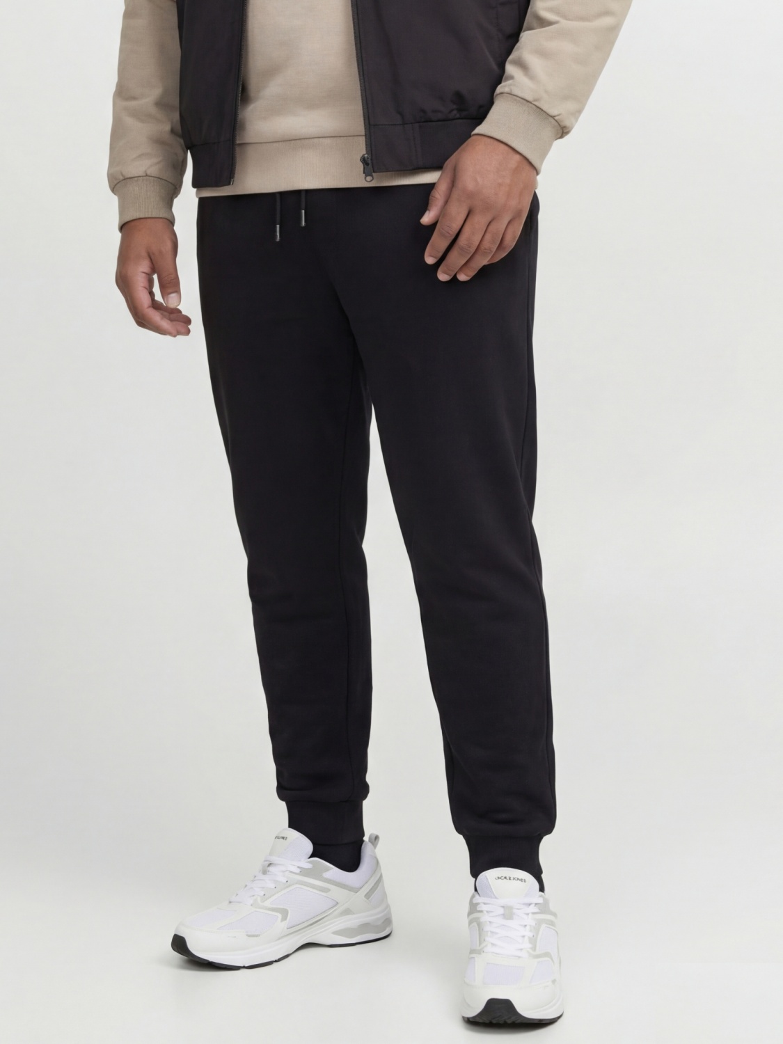 Jack & Jones Plus Pantaloni de trening JPSTGORDON JJBRADLEY, barbati, Regular fit, Negru (SELECTATI MARIMEA: 44)