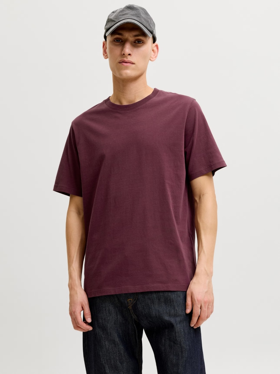 Jack & Jones Tricou basic barbati, Noos, Regular fit, Visiniu (SELECTATI MARIMEA: L)