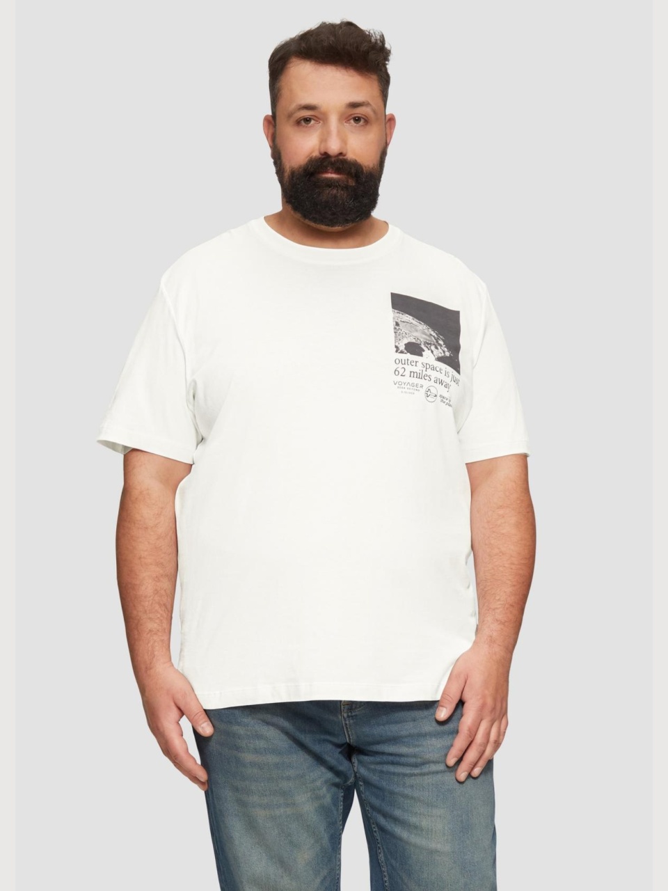 Tricou barbati big sizes din bumbac cu imprimeu abstract, croiala Regular Fit, Alb (SELECTATI MARIMEA: 2XL)