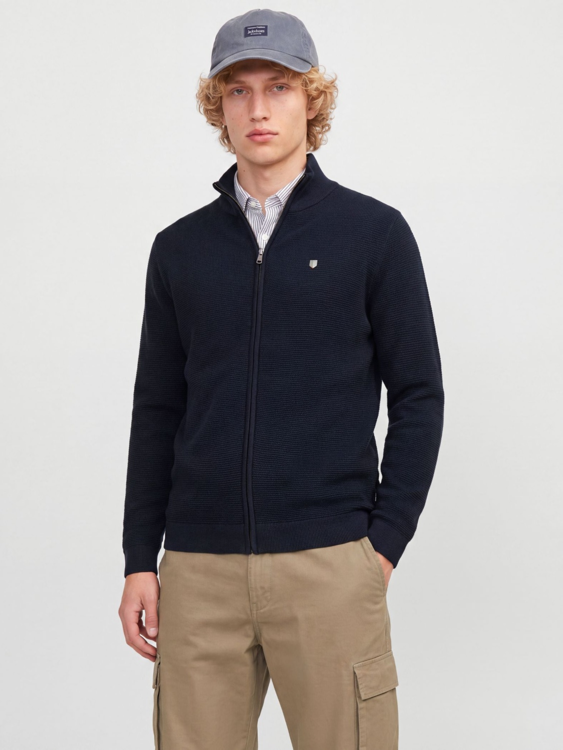 Jack & Jones Cardigan tricotat barbati cu guler inalt, din bumbac organic, JPRBLURYAN, Bleumarin inchis (SELECTATI MARIMEA: M)