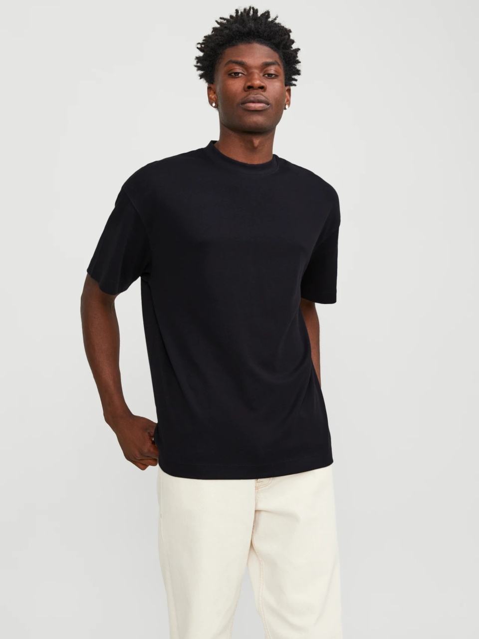 Jack & Jones, Tricou simplu, barbati cu decolteu la baza gatului, Negru (SELECTATI MARIMEA: 2XL)