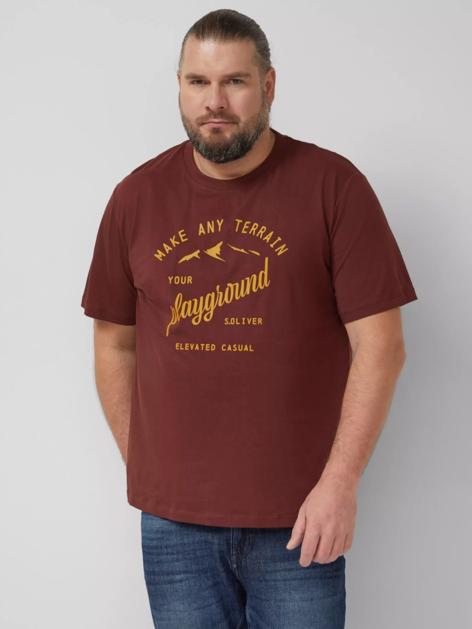 s.Oliver Big Sizes Tricou barbati big sizes, cu decolteu la baza gatului si imprimeu cu text, Rosu inchis (SELECTATI MARIMEA: 2XL)