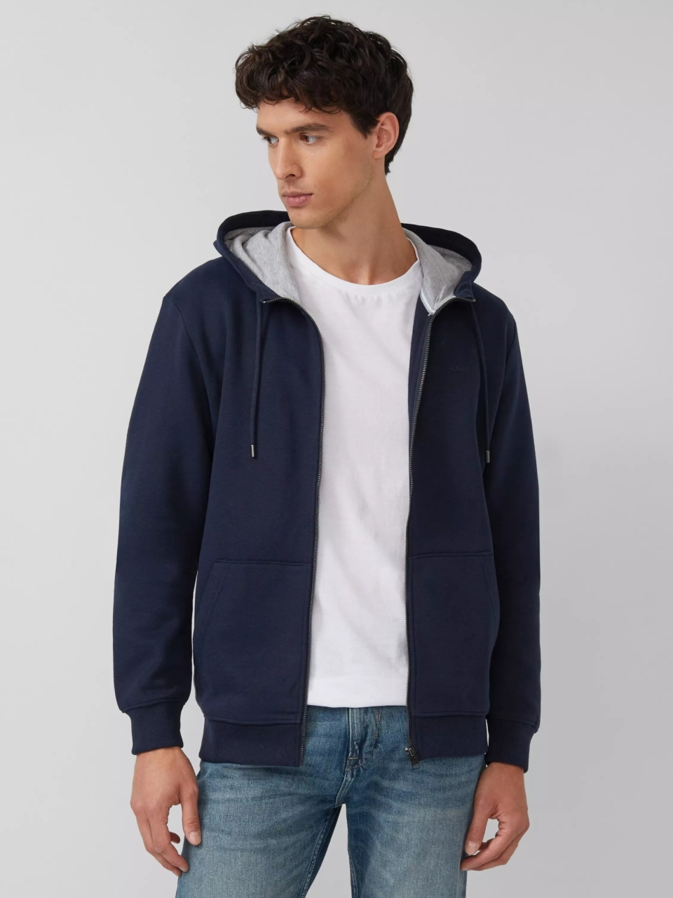 s.Oliver Hanorac barbati cu gluga din molton, Regular fit, Bleumarin inchis (SELECTATI MARIMEA: 3XL)