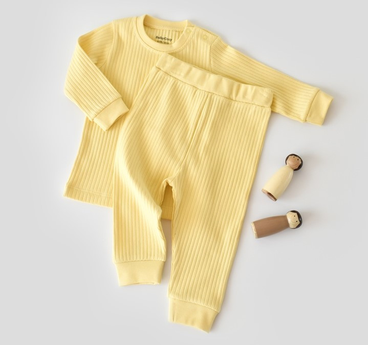 Set bluzita cu maneca lunga si pantaloni lungi din bumbac organic si 5% elastan - Galben BabyCosy