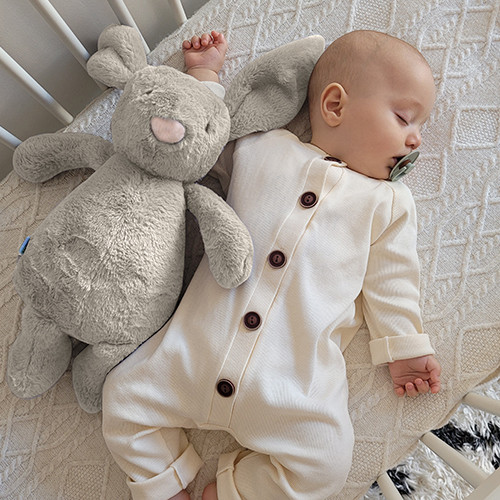 Jucarie din plus pentru copii BabyJem Sleeping Mate Midi Bunny