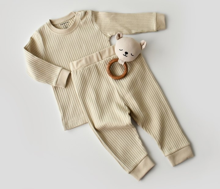 Set bluzita cu maneca lunga si pantaloni lungi din bumbac organic si 5% elastan - Crem, BabyCosy