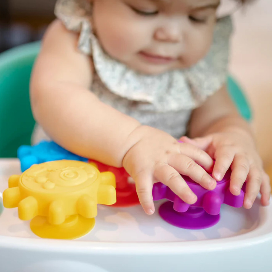 Baby Einsten – Set jucarii senzoriale Ventuzele vesele Hrănire bebeluși și copii