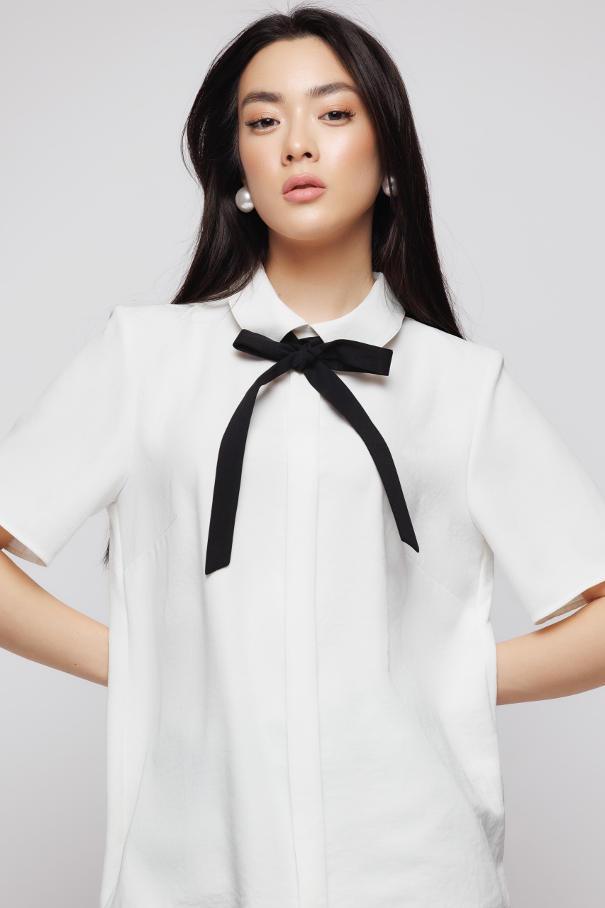 Bluza dama alba cu funda