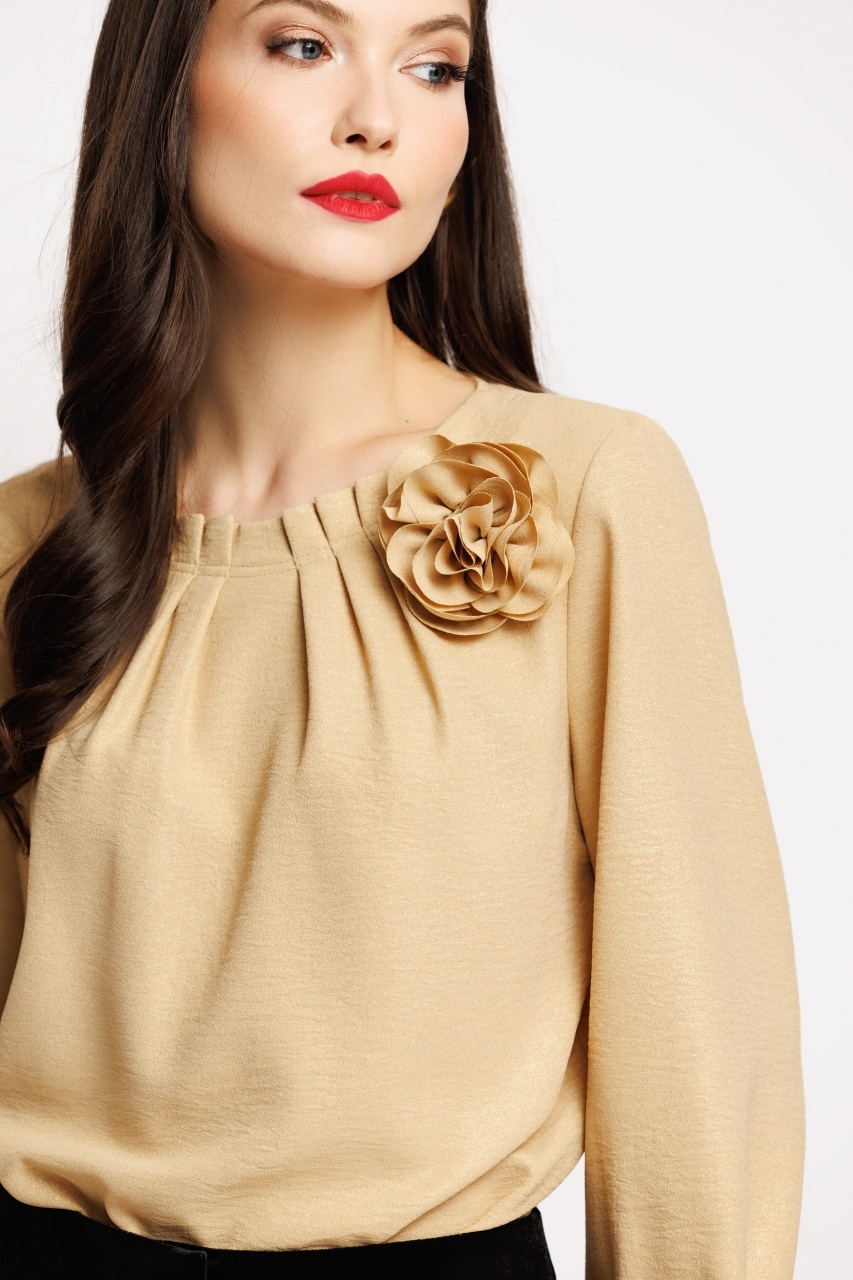 Bluza dama eleganta cu accesoriu