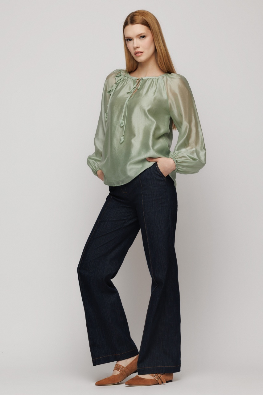 Bluza lejera din tencel cu decolteu incretit