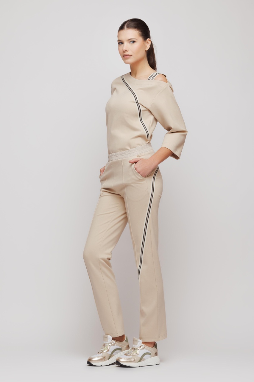 Pantaloni dama bej cu banda