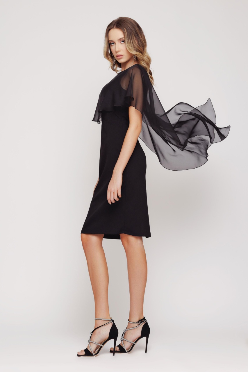 Rochie dama eleganta cu capa din voal