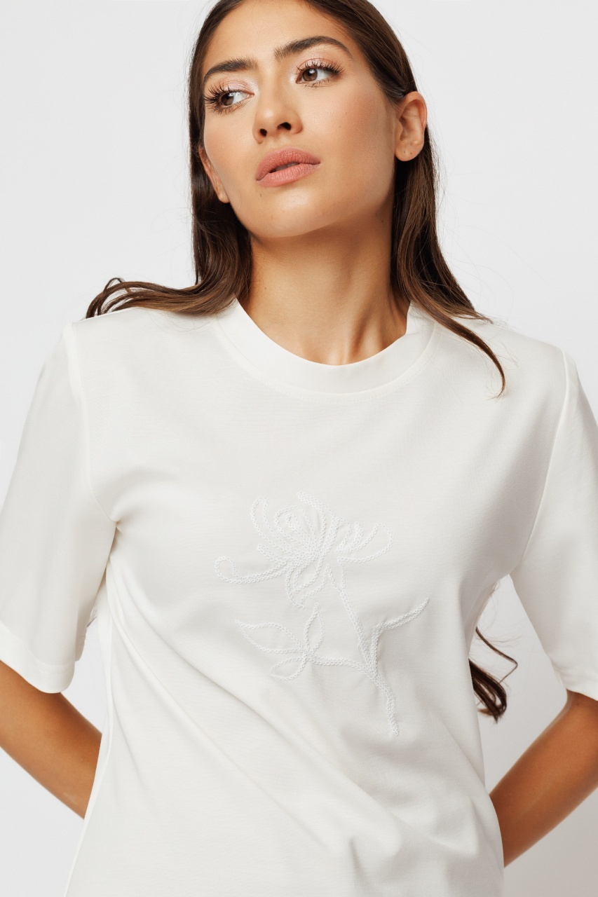 Tricou dama cu broderie