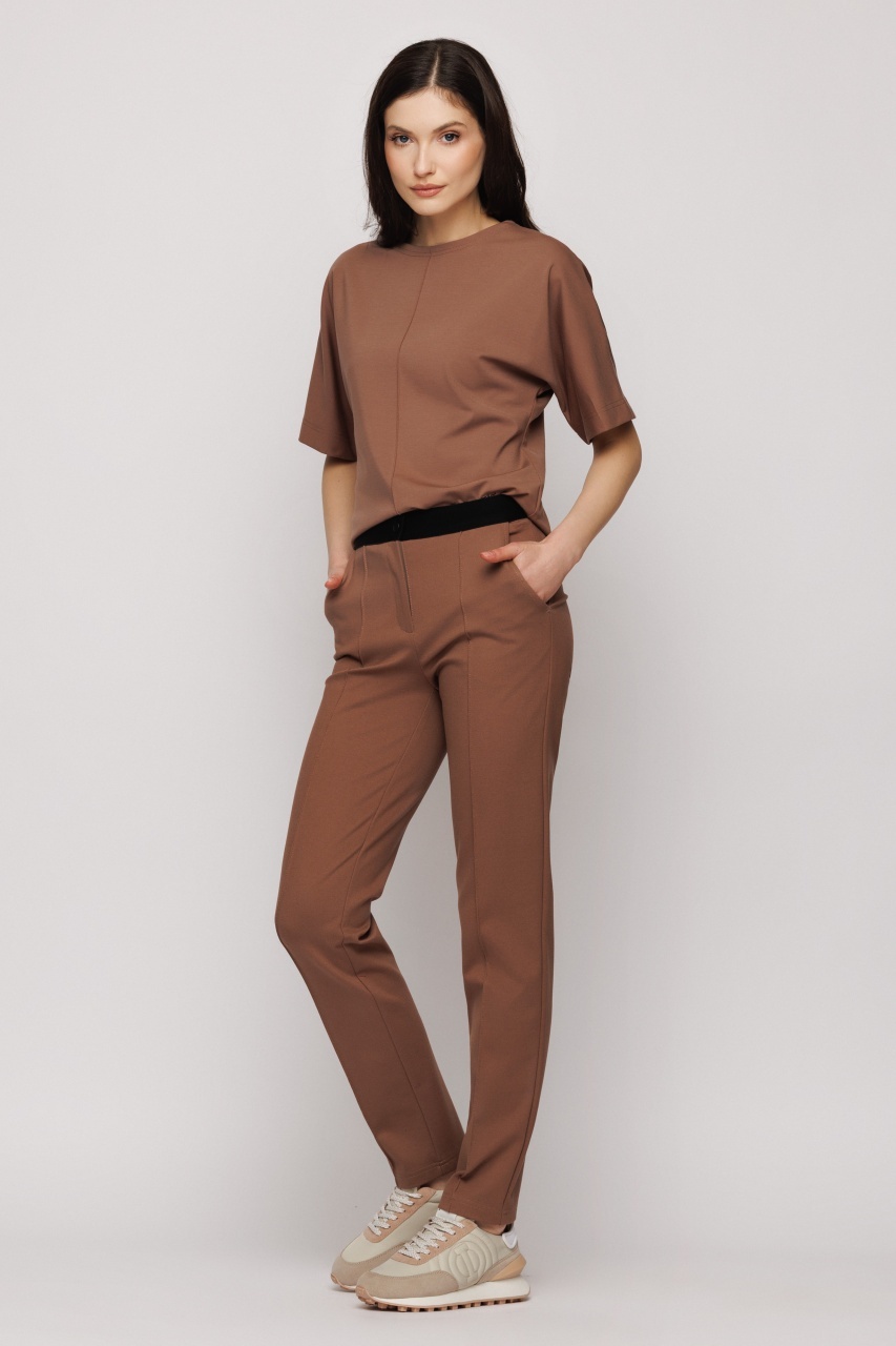 Pantaloni dama conici maro