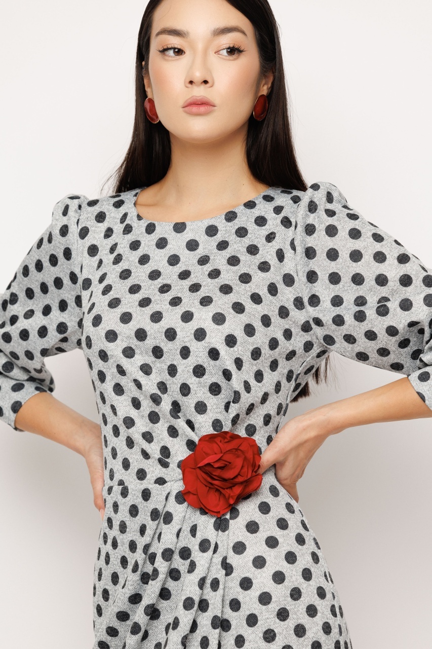 Rochie dama cu plii in talie