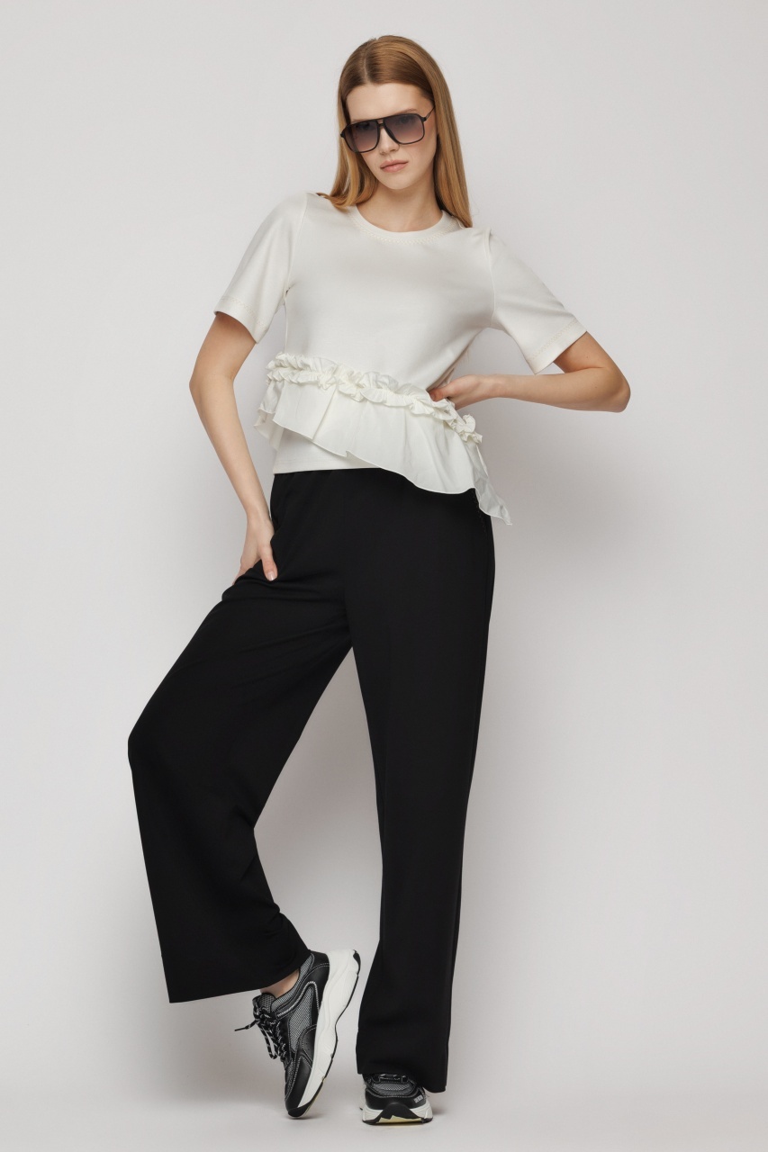 Tricou dama asimetric cu volan si insertie din fas