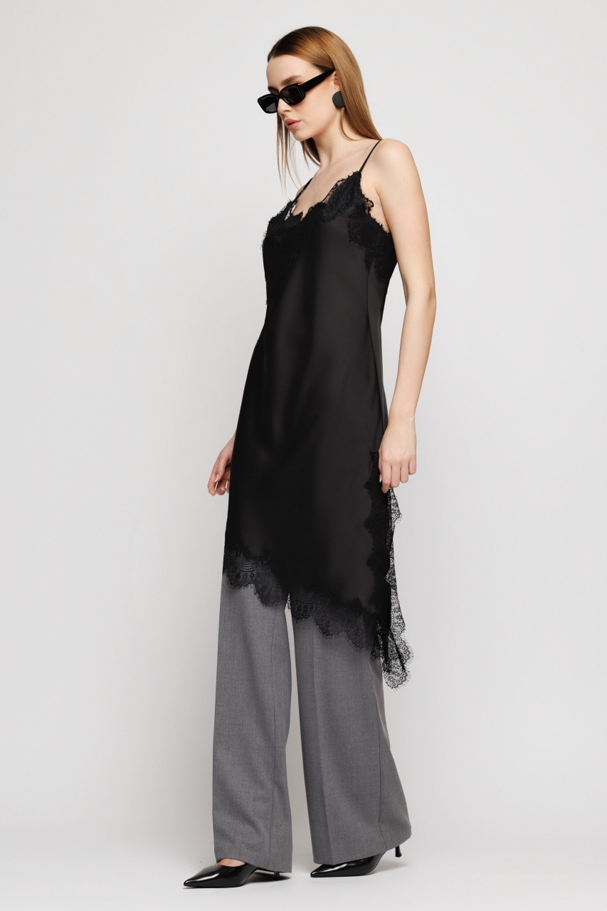 Top satinat cu dantela