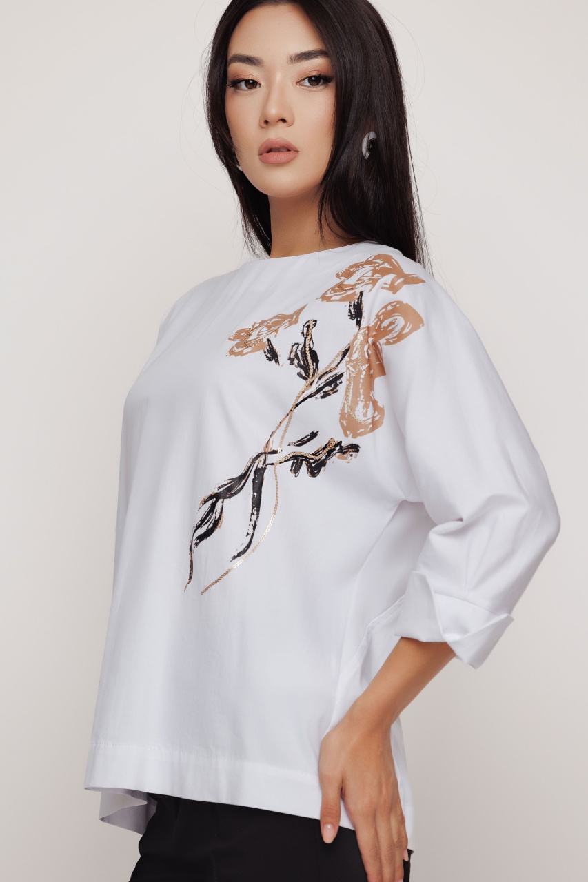 Bluza dama alba cu print pe umar